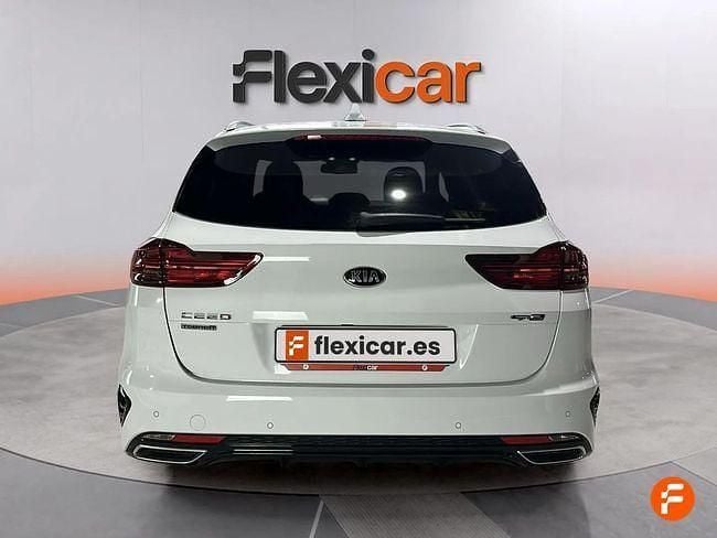 Usado Kia Ceed GT GT-Line 140 CV (102 kW) 2019 Blanco Familiar