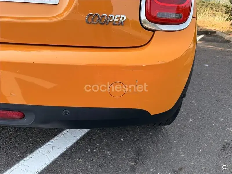 Usado Mini Cooper 136 CV (100 kW) 2017 Naranja Utilitario