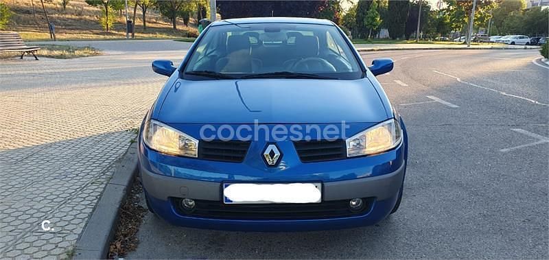 Azul Usado 2005 Renault Mégane Cabriolet Privilege Descapotable | 3800 € (Precio justo) - Imagen 1/4