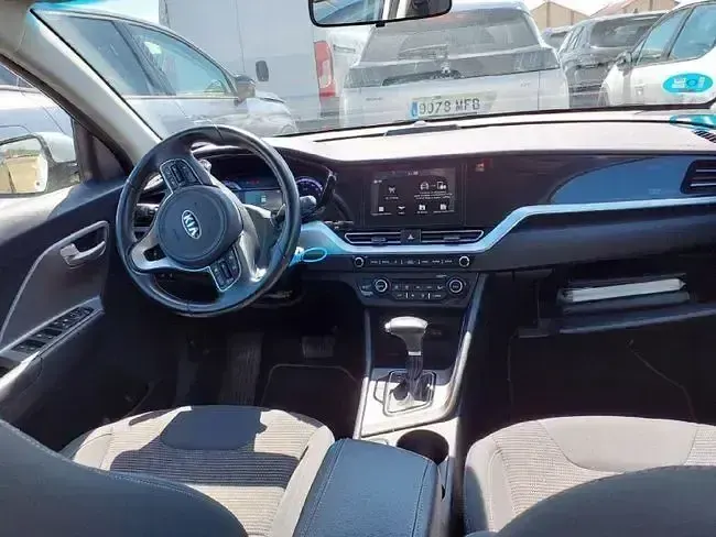 Usado Kia Niro 141 CV (103 kW) 2020 Blanco SUV