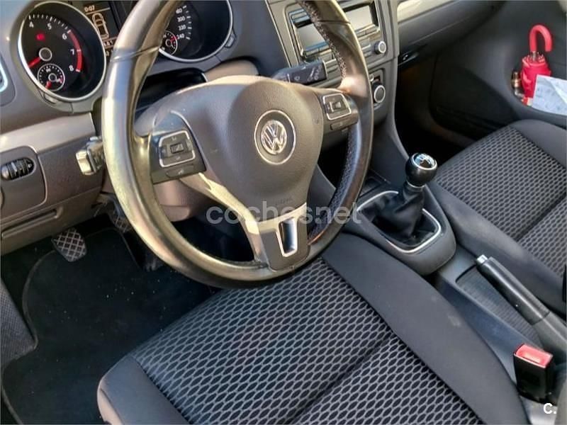 Usado VW Golf VII Advance 105 CV (77 kW) 2012 Blanco Berlina