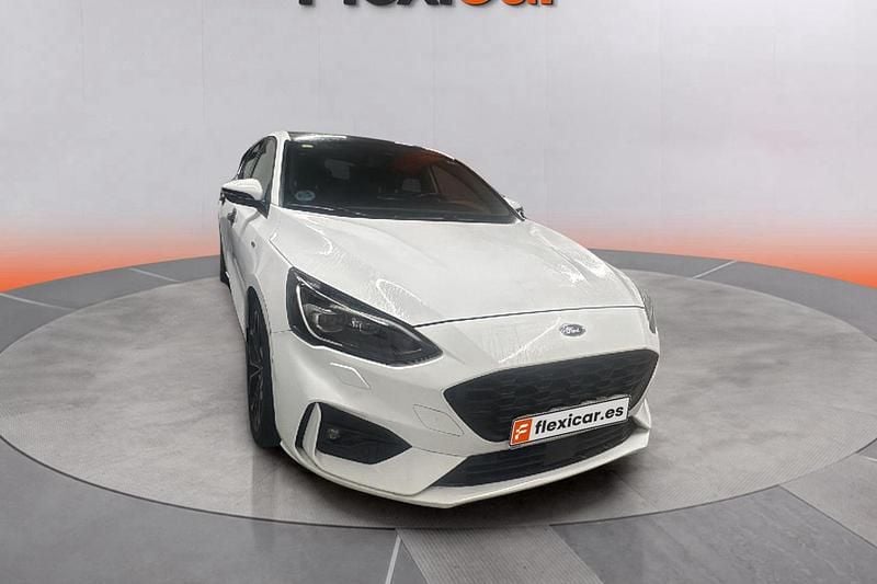 Blanco Usado 2019 Ford Focus Active Berlina | 16.490 € (Precio justo) - Imagen 1/4
