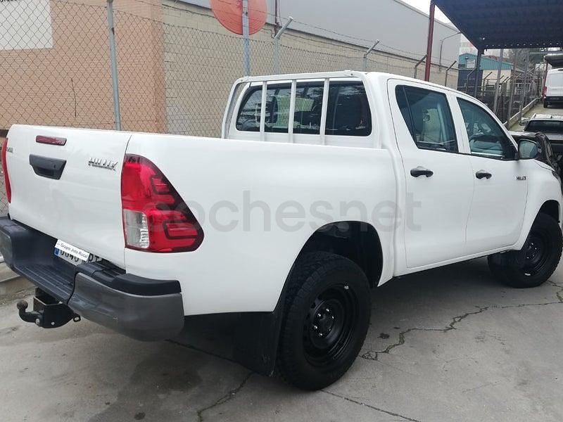 Usado Toyota HiLux 150 CV (110 kW) 2024 Blanco Pickup/Camioneta