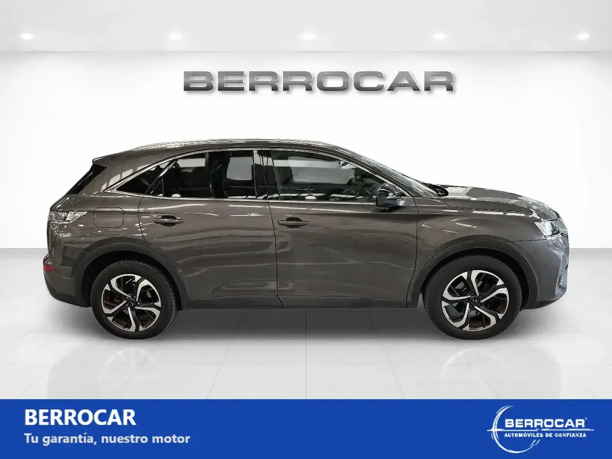 Usado DS Automobiles DS7 Crossback So Chic 180 CV (132 kW) 2018 Gris SUV