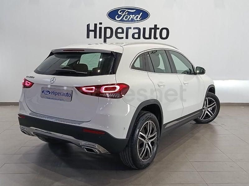 Usado Mercedes GLA200 150 CV (110 kW) 2022 Blanco SUV