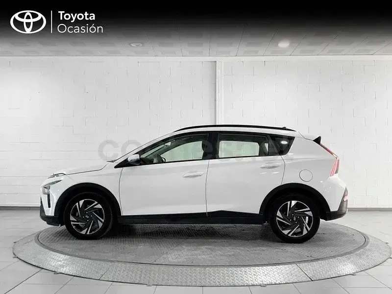 Usado Hyundai Bayon 100 CV (73 kW) 2022 Blanco SUV