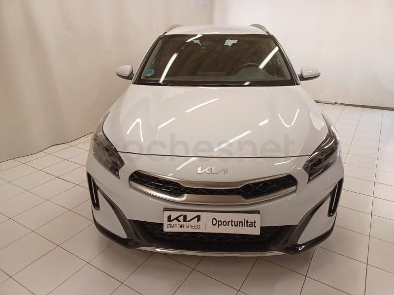 Usado Kia XCeed 100 CV (73 kW) 2025 Blanco SUV