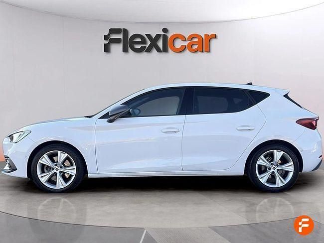 Usado Seat Leon FR 150 CV (110 kW) 2021 Blanco Berlina