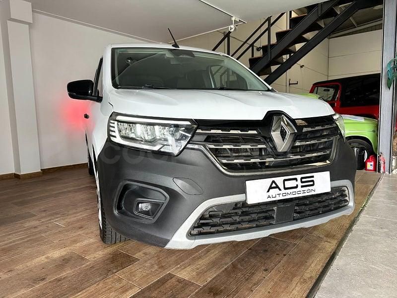 Usado Renault Kangoo Techno 95 CV (69 kW) 2022 Blanco Monovolumen