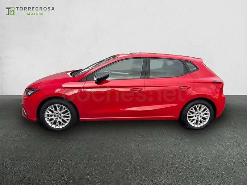 Usado Seat Ibiza FR 110 CV (80 kW) 2024 Rojo Utilitario