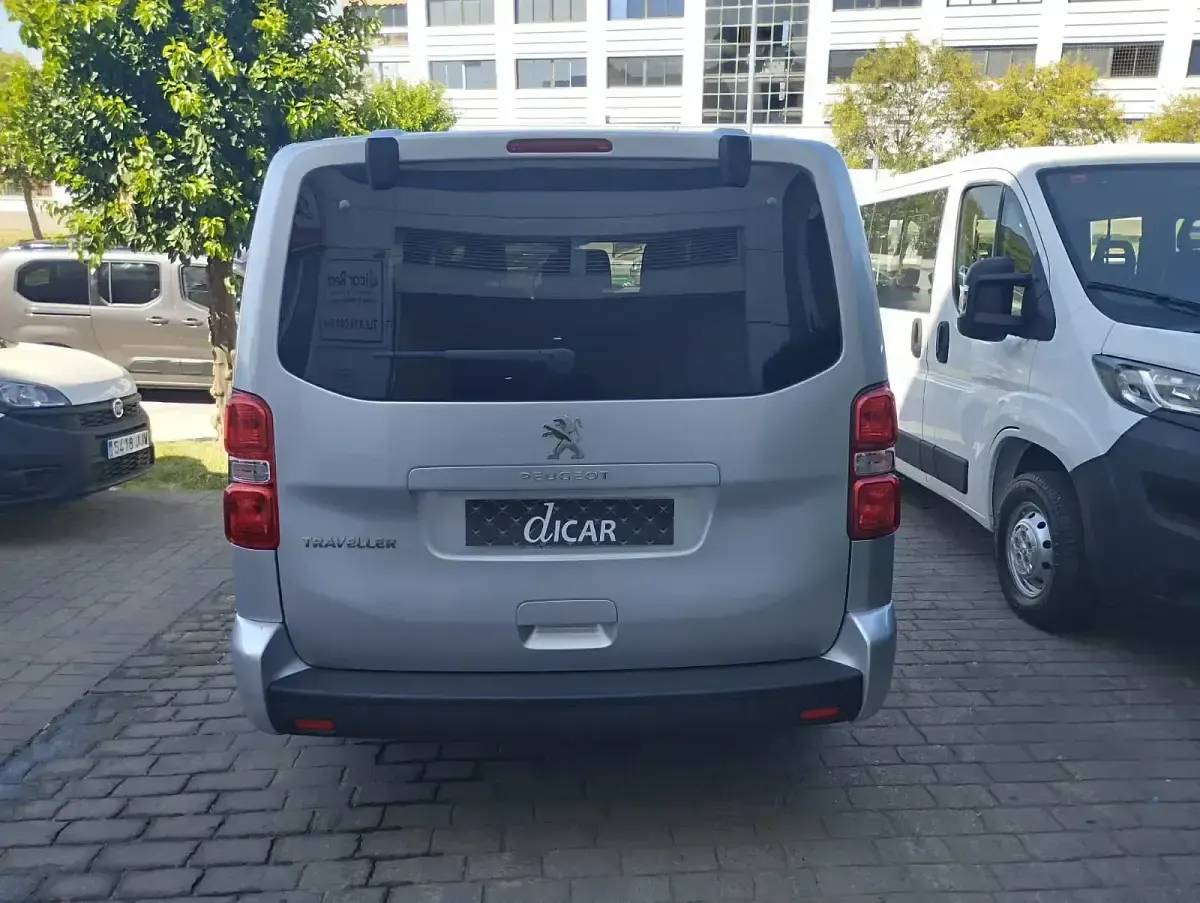 Occasion Peugeot Traveller Business-Line 120 ch (88 kW) 2019 Gris Monospace
