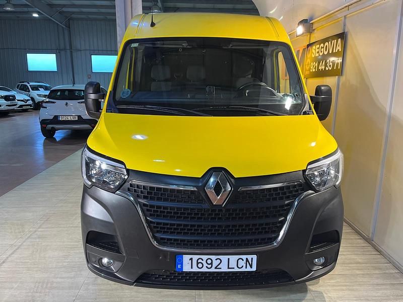 Usado Renault Master 135 CV (99 kW) 2019 Amarillo Berlina