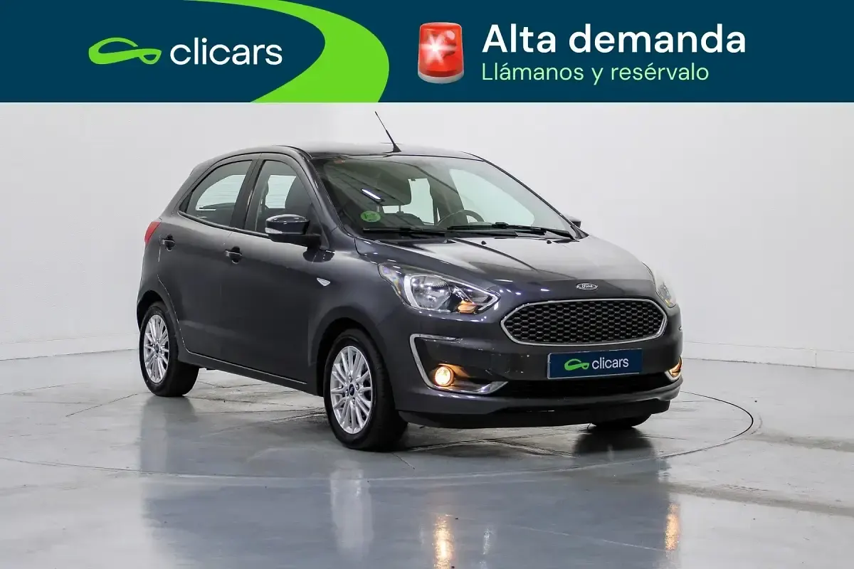 Usado Ford Ka Ultimate 85 CV (62 kW) 2018 Gris Berlina