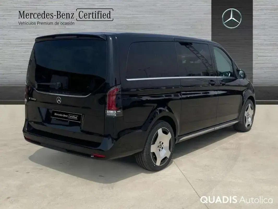 Nuevo Mercedes V300 Exclusive 239 CV (175 kW) 2026 Plateado Monovolumen