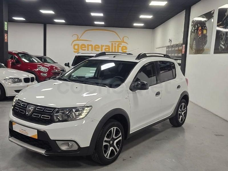 Usado Dacia Sandero Stepway 90 CV (66 kW) 2018 Blanco Berlina