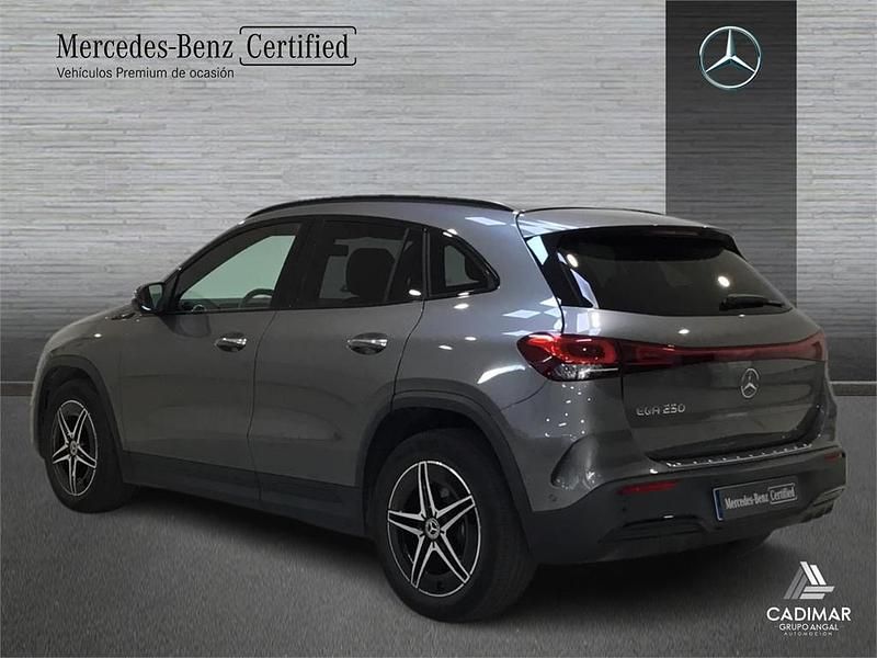 Usado Mercedes EQA250 139 kW (190 CV) 2022 Gris SUV