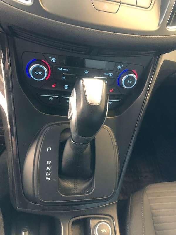 Usado Ford C-MAX Trend+ 120 CV (88 kW) 2016 Plateado Monovolumen