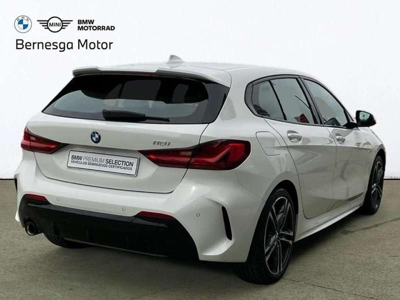 Usado BMW 118 Comfort Edition 136 CV (100 kW) 2024 Blanco Utilitario