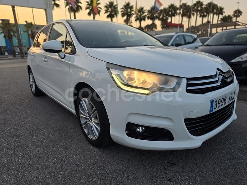 Blanco Usado 2016 Citroën C4 Live Berlina | 6890 € (Precio justo) - Imagen 1/4