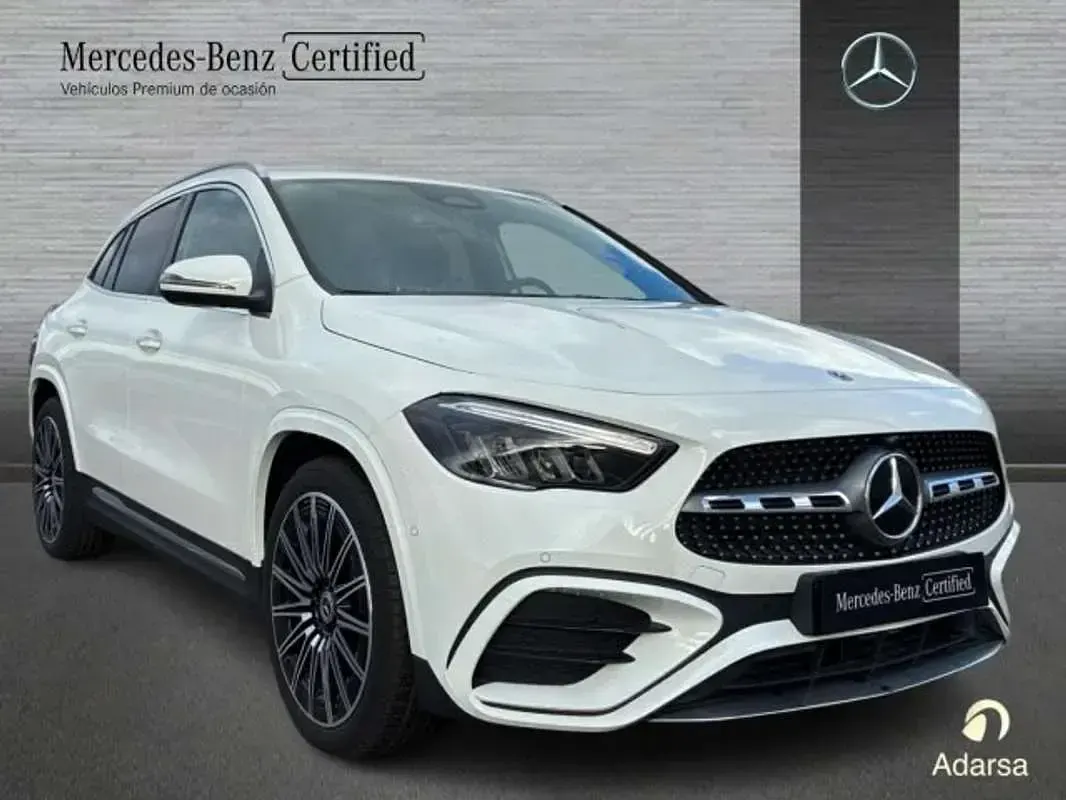 Usado Mercedes GLA200 150 CV (110 kW) 2025 SUV