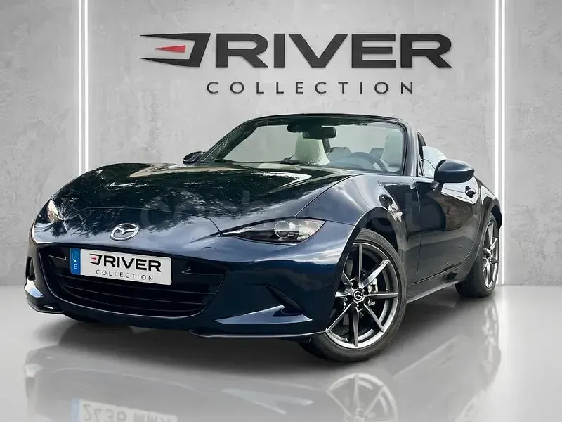 Usado Mazda MX5 Exclusive-Line 184 CV (135 kW) 2024 Azul Descapotable