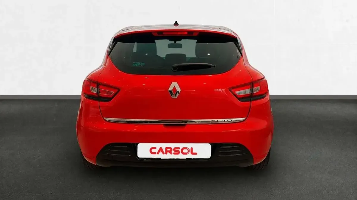 Usado Renault Clio Intens 91 CV (66 kW) 2019 Rojo Utilitario