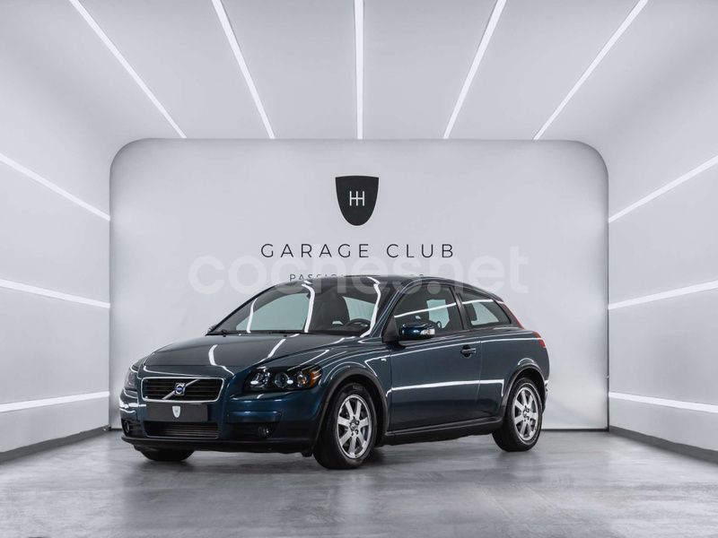 Azul Usado 2009 Volvo C30 Momentum Utilitario | 8499 € - Imagen 1/4
