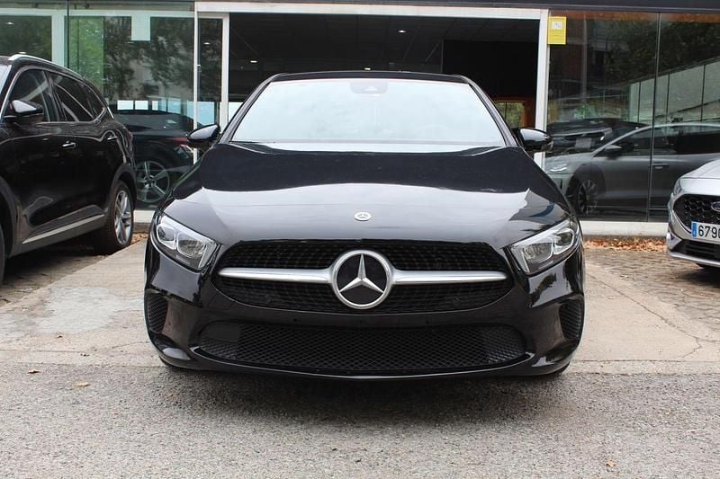 Usado Mercedes A250 219 CV (161 kW) 2021 Negro Berlina