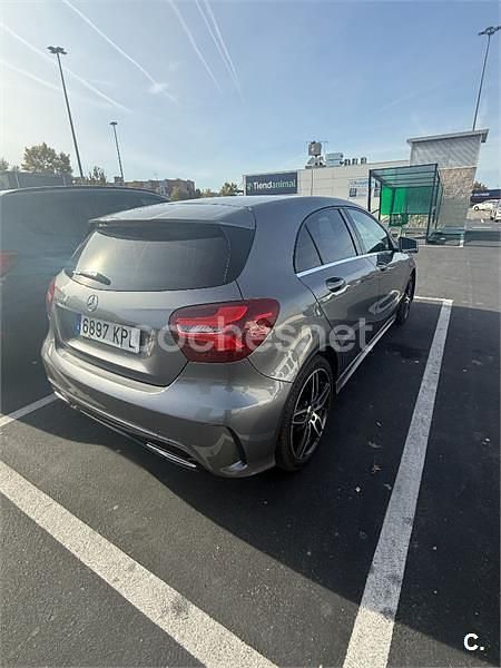 Usado Mercedes A200 136 CV (100 kW) 2018 Gris / plata Berlina