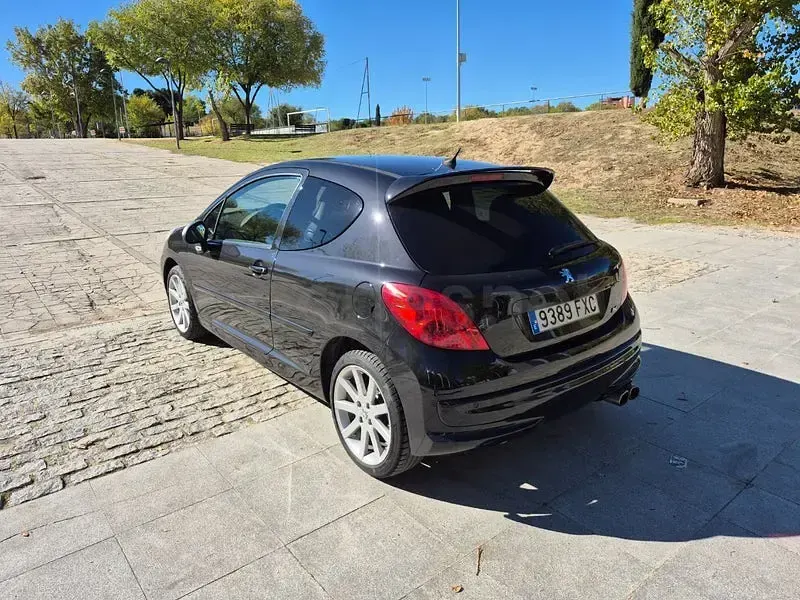 Usado Peugeot 207 RC 175 CV (128 kW) 2007 Negro Berlina