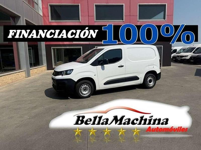 Blanco Usado 2022 Peugeot Partner Access Monovolumen | 11.475 € (Caro) - Imagen 1/4