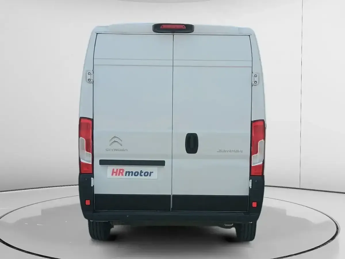 Usado Citroën Jumper 141 CV (103 kW) 2023 Blanco Monovolumen