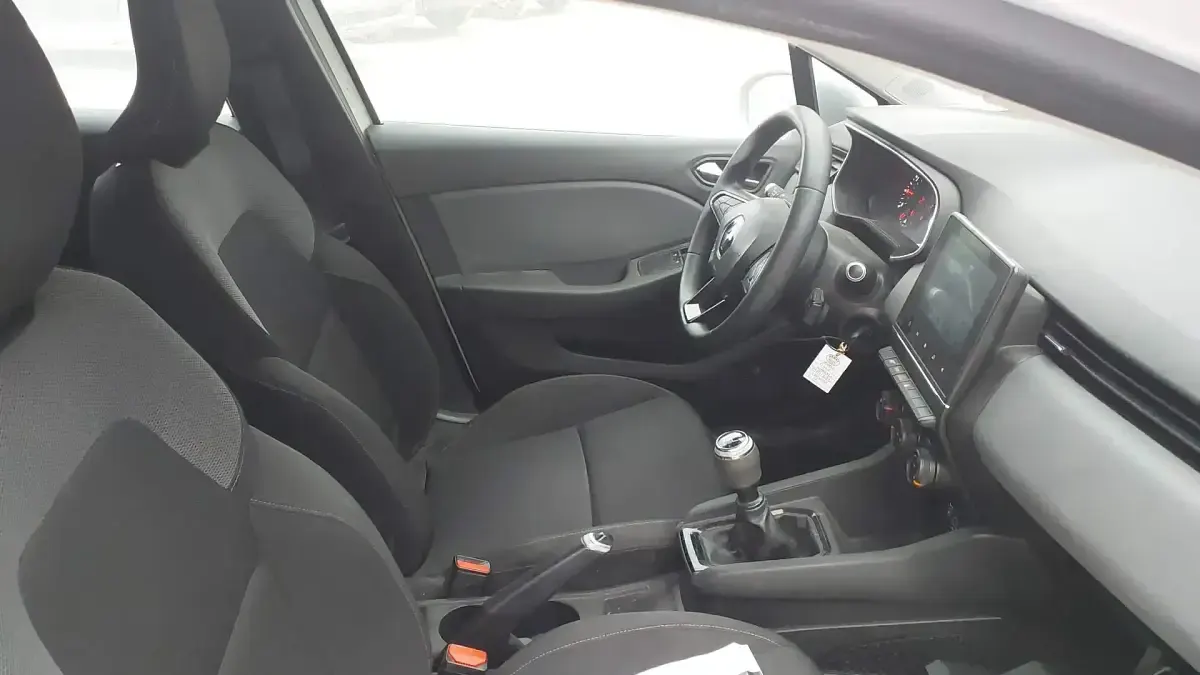 Usado Renault Clio V Business 100 CV (73 kW) 2020 Blanco Utilitario