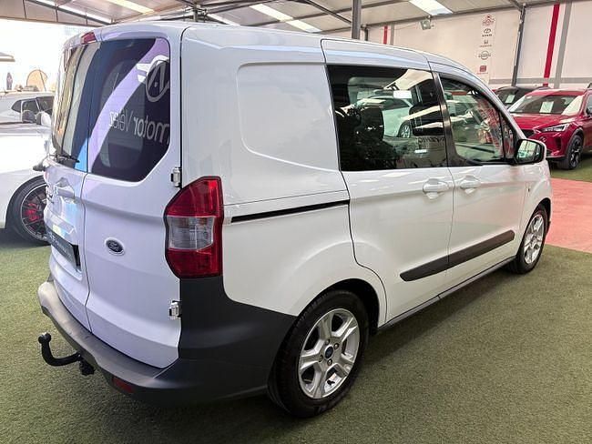 Usado Ford Transit Trend 100 CV (73 kW) 2019 Blanco Familiar