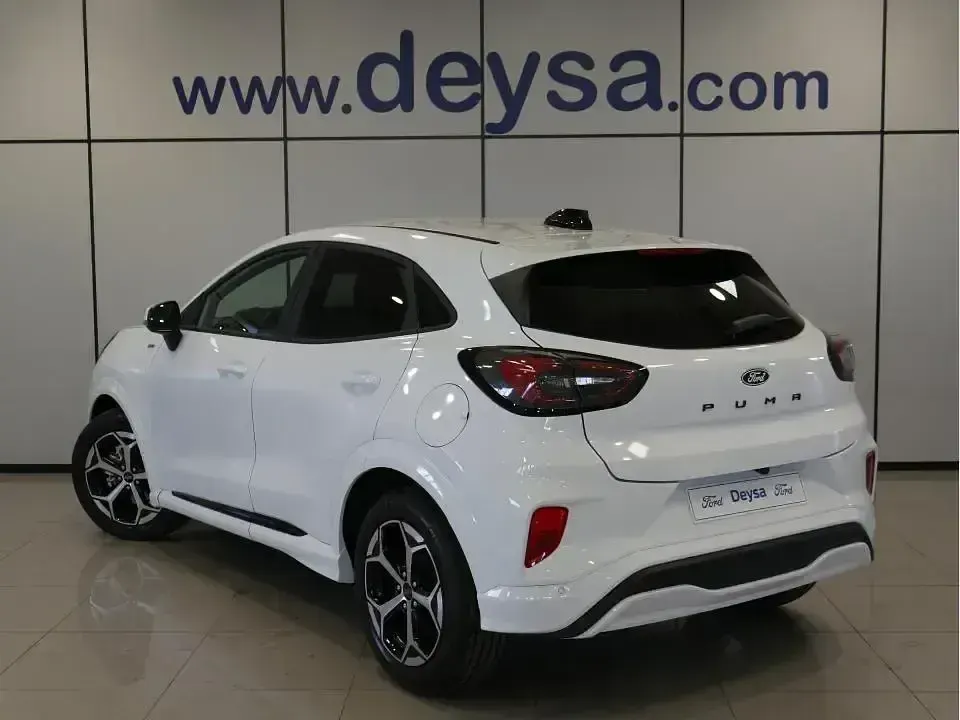 Usado Ford Puma ST-Line 125 CV (91 kW) 2025 Blanco SUV