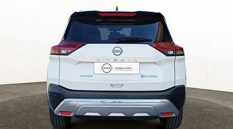 Usado Nissan X-Trail Tekna 213 CV (156 kW) 2023 Lunar white galaxy black SUV
