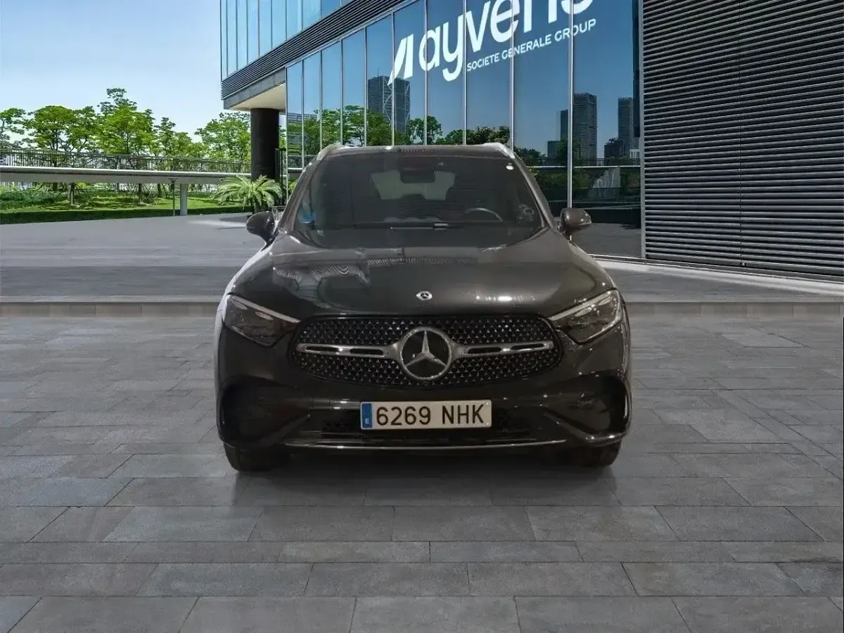 Usado Mercedes GLC300e 313 CV (230 kW) 2025 Gris SUV