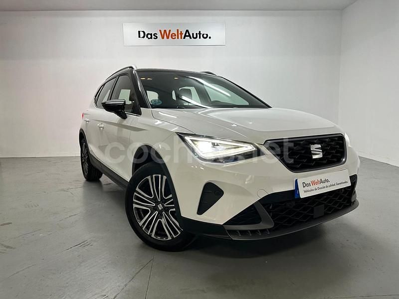 Blanco Usado 2024 Seat Arona FR SUV | 21.490 € (Caro) - Imagen 1/4