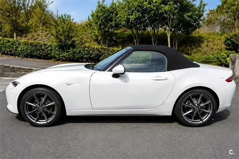 Usado Mazda MX5 Inclusive 160 CV (117 kW) 2016 Blanco Descapotable