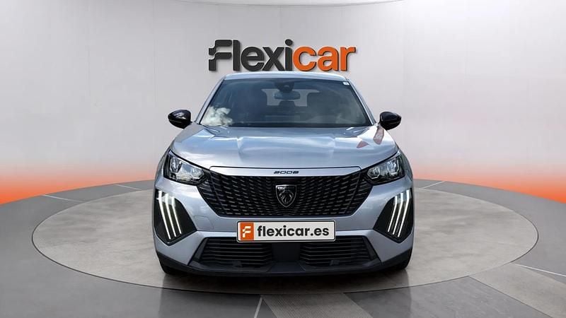 Usado Peugeot 2008 Active 101 CV (74 kW) 2023 Gris SUV