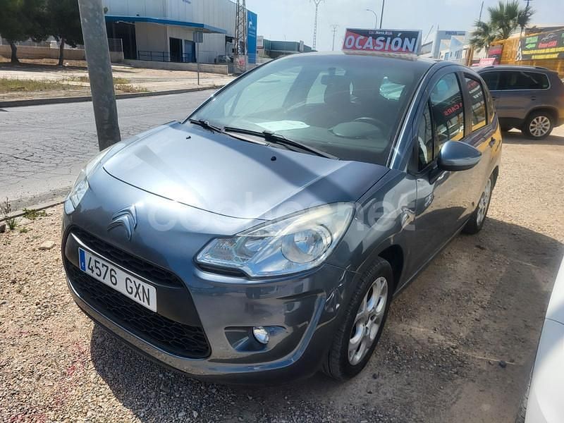 Negro Usado 2011 Citroën C3 Utilitario | 4999 € (Precio justo) - Imagen 1/4