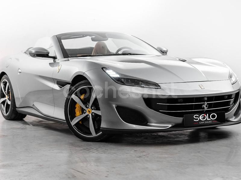Gris / plata Usado 2019 Ferrari Portofino Descapotable | 212.900 € (Precio justo) - Imagen 1/4