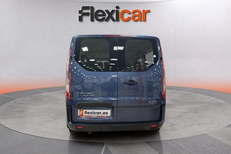 Usado Ford Tourneo Trend 136 CV (100 kW) 2023 Gris Monovolumen