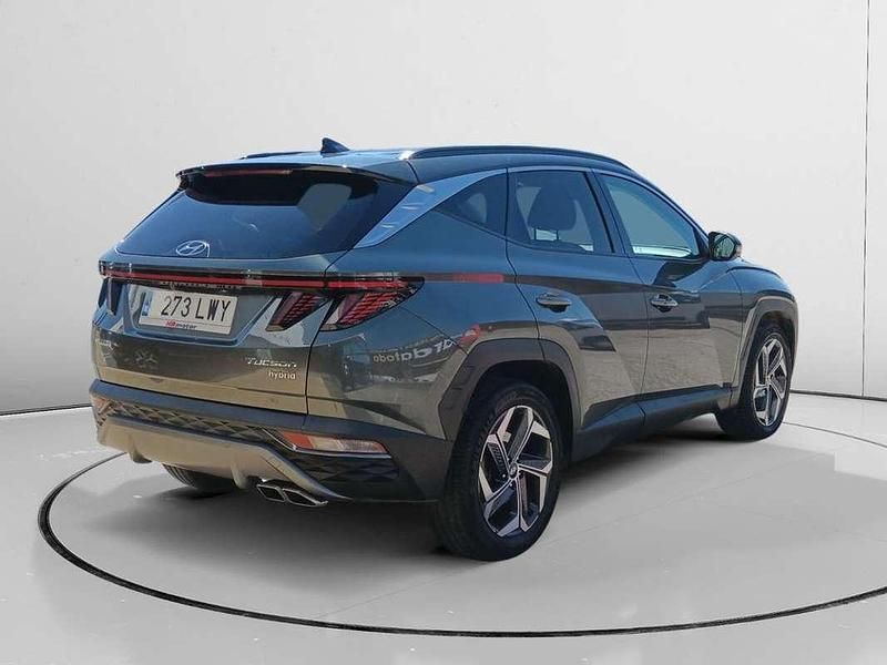 Usado Hyundai Tucson 230 CV (169 kW) 2022 Gris SUV