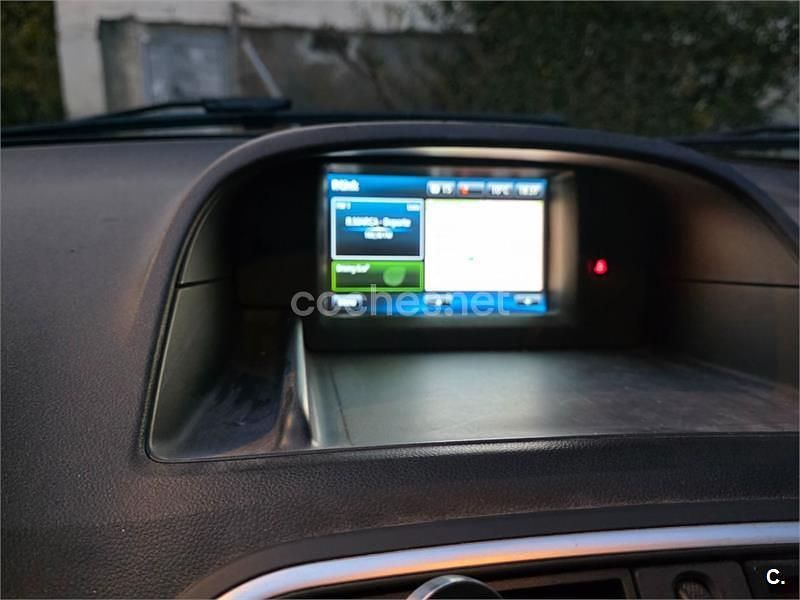 Usado Renault Kangoo Techno 95 CV (69 kW) 2021 Gris / plata Monovolumen