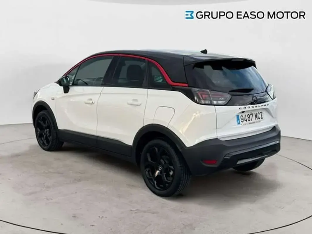 Usado Opel Crossland 110 CV (80 kW) 2022 Blanco SUV