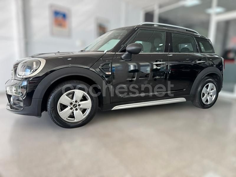 Usado Mini One D Countryman 116 CV (85 kW) 2018 Negro SUV