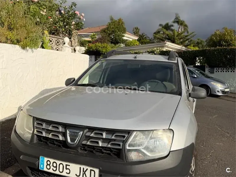 Usado Dacia Duster Ambiance 90 CV (66 kW) 2015 Gris / plata SUV