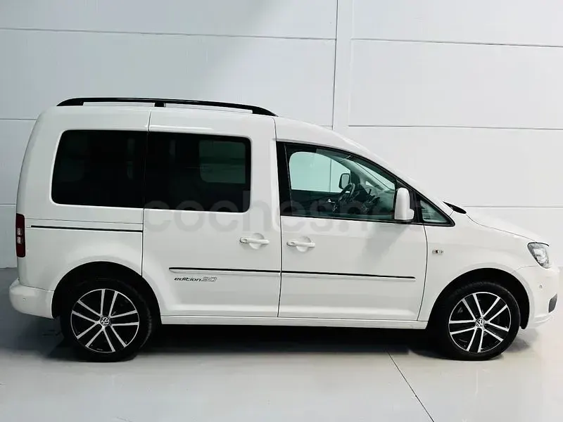 Usado VW Caddy Trendline 140 CV (102 kW) 2014 Blanco Monovolumen