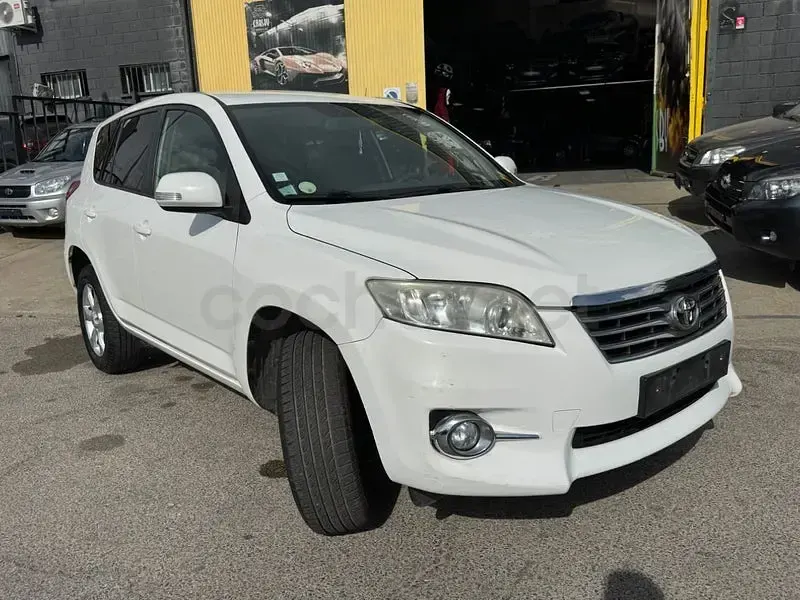 Usado Toyota RAV4 Active 150 CV (110 kW) 2011 Blanco SUV